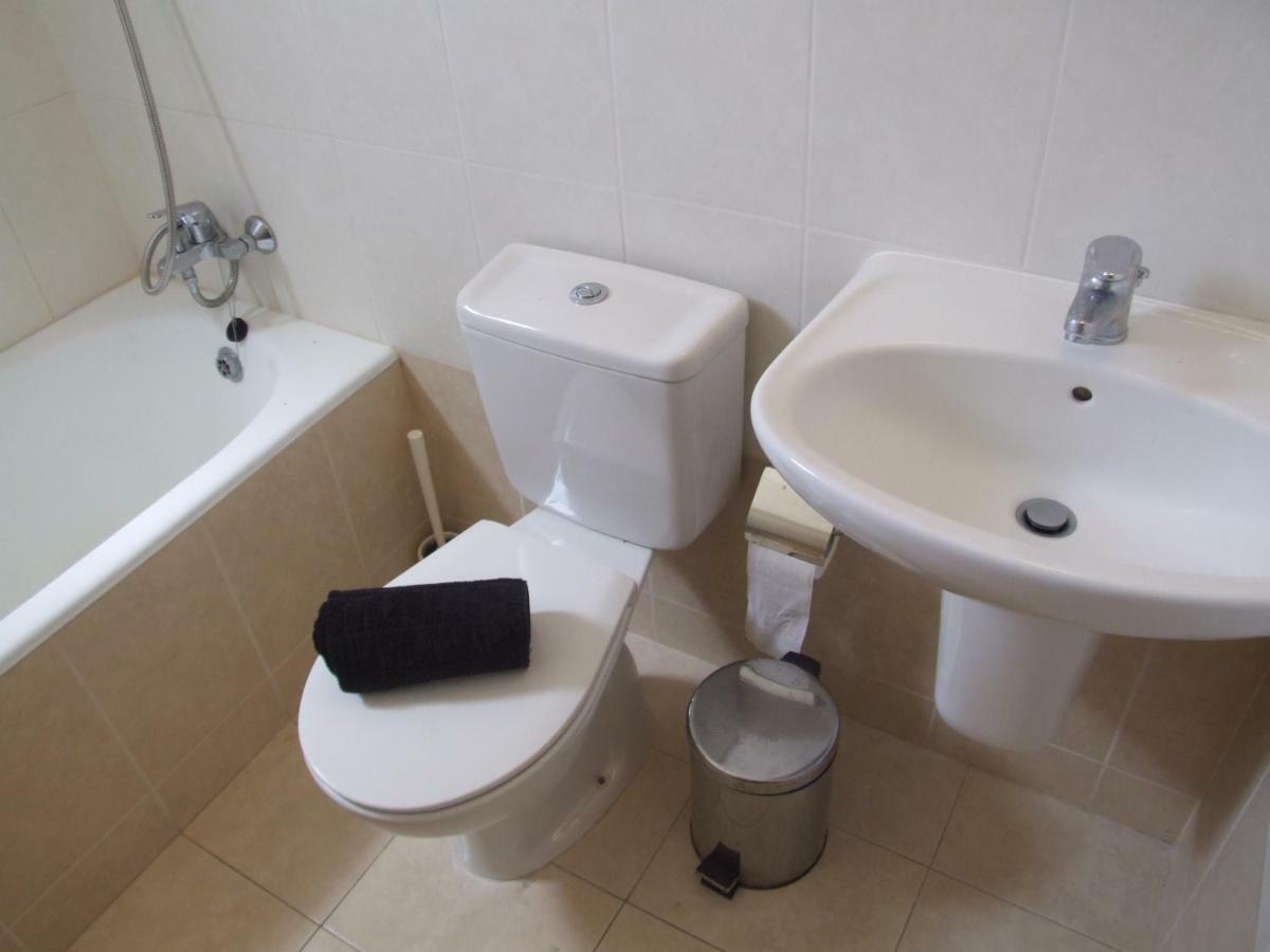 2 Bedroom Poolside Apartment E9 Peyia Ngoại thất bức ảnh